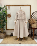 طقم أنيق فاخر – جاكيت قصير مع تنورة واسعة