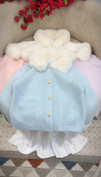 جاكيت شتوي مع تنورة رقيق بفروا ناعم – أناقة ✨ ودفء ❄️